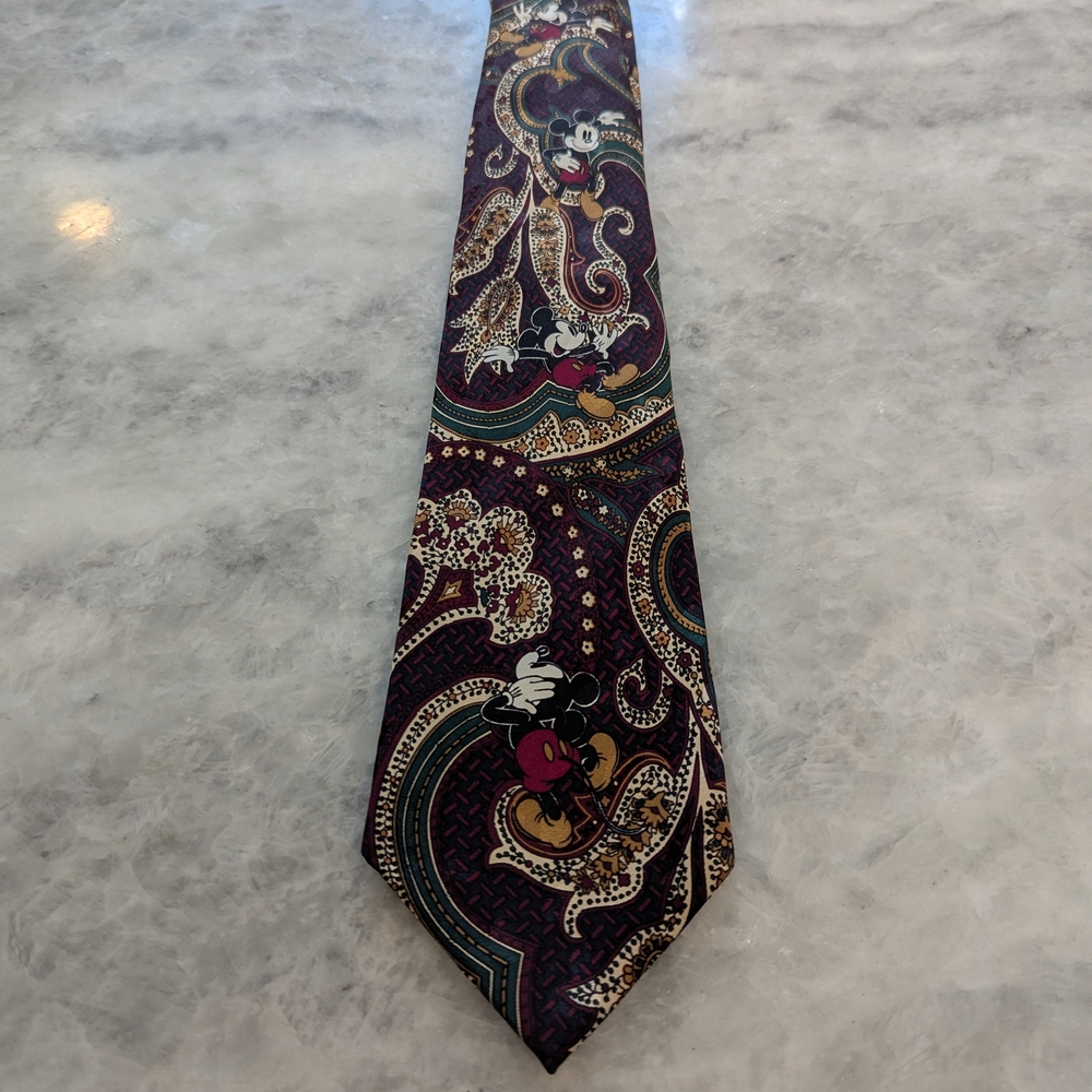 Vintage Disney Mickey Mens 100% Silk Paisley Patterned Tie